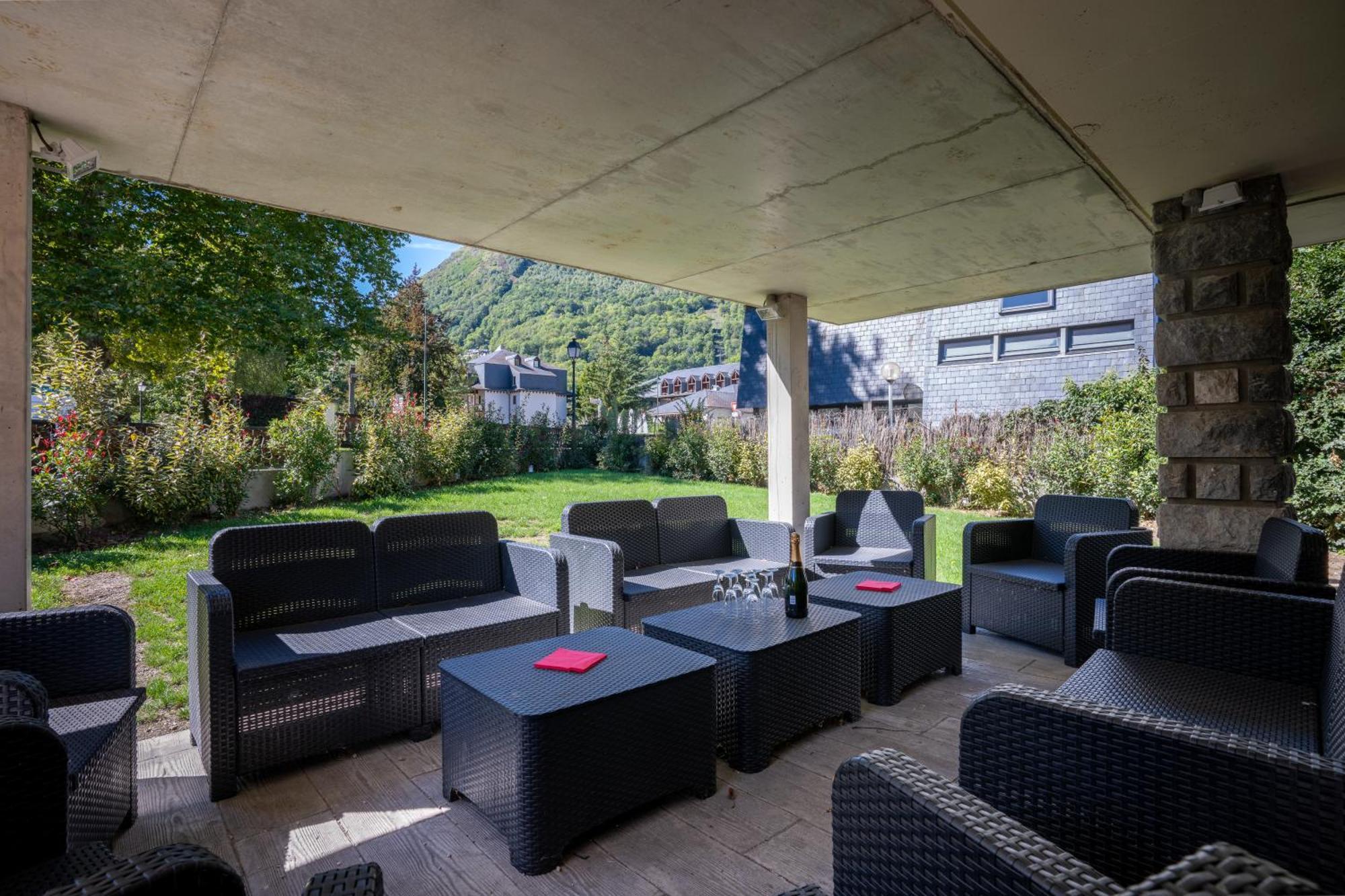 Grand Chalet St-Lary Centre 13 A 15 Pers Saint-Lary-Soulan Ngoại thất bức ảnh